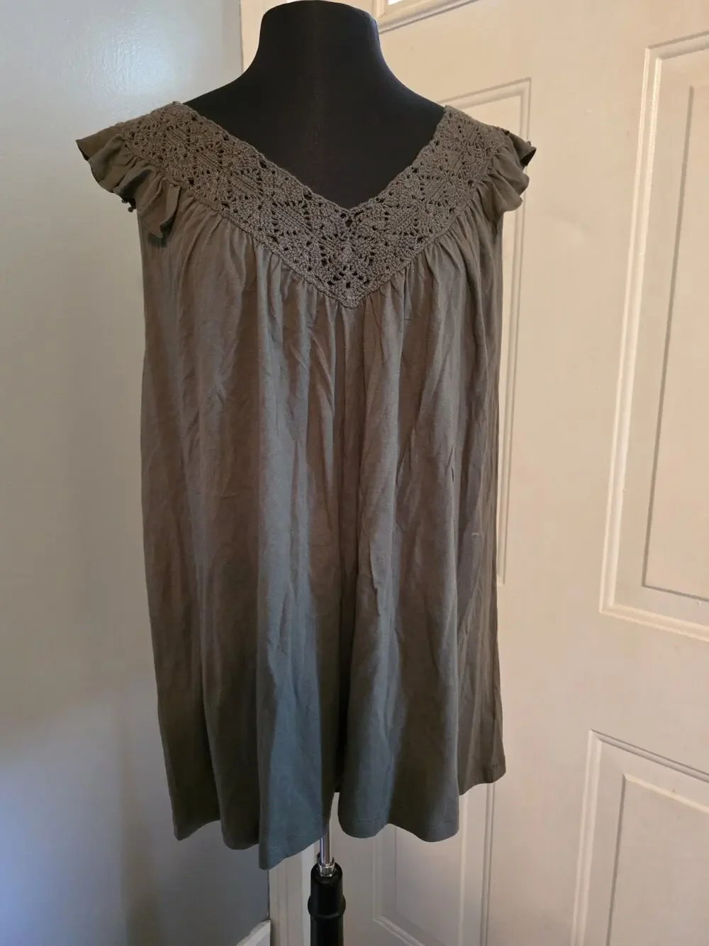 LAUREN RALPH LAUREN Top Cap Sleeve Crocheted Neckline Olive Green 3X NWT